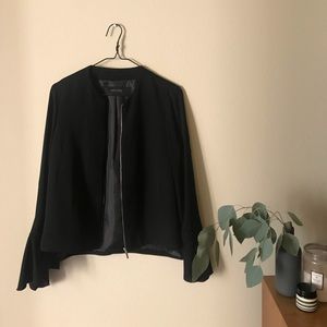 Brand new Zara blazer with sleeve detail